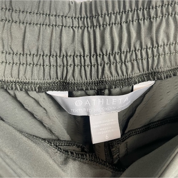 Athleta Textured Brooklyn Jogger Mountain Olive High Waisted Travel Hiking Pants - Picture 9 of 16